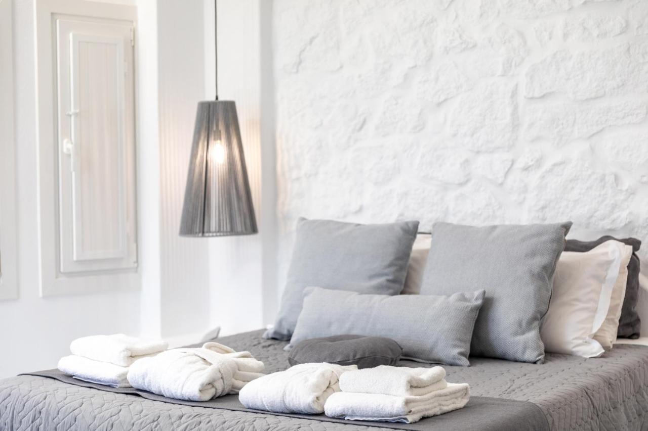 El_Puerto Luxury Port Suites Naxos City 외부 사진