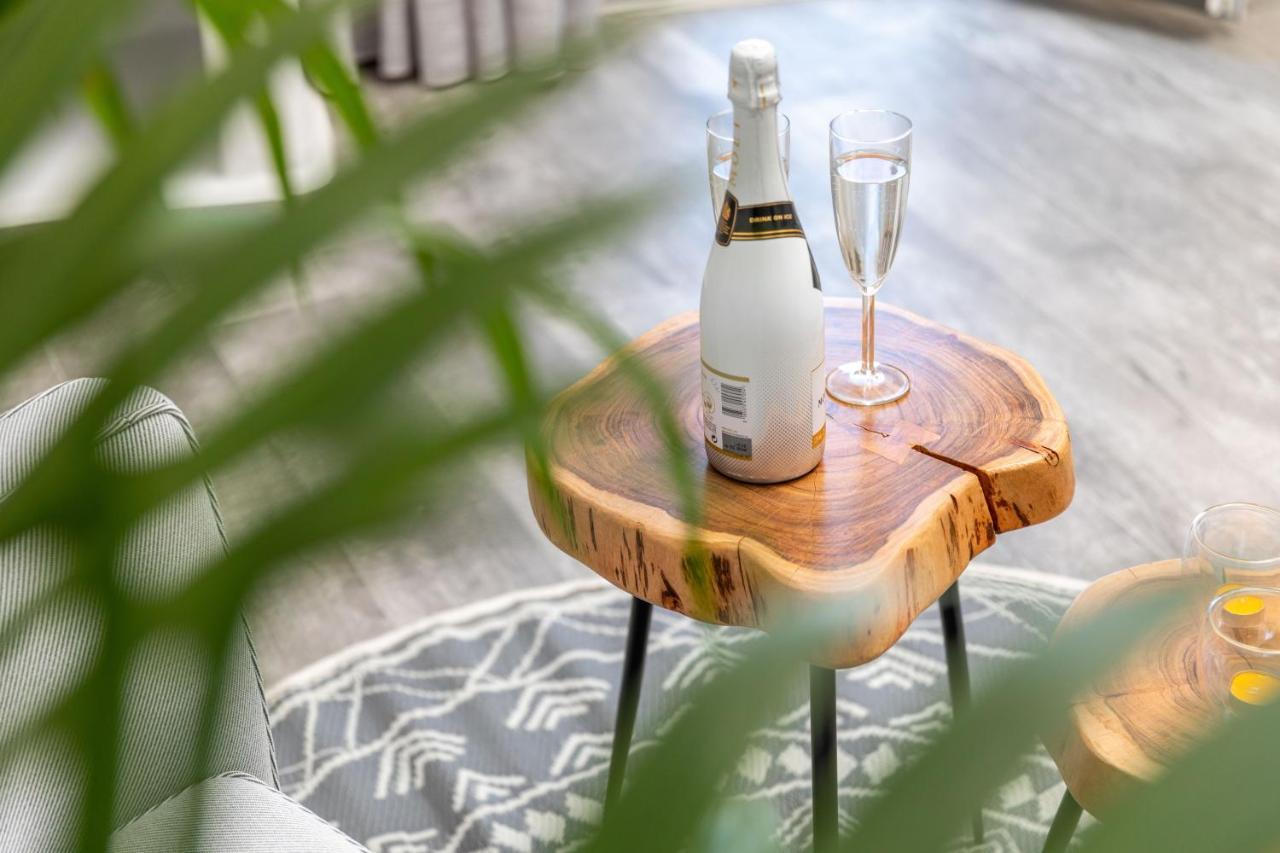El_Puerto Luxury Port Suites Naxos City 외부 사진